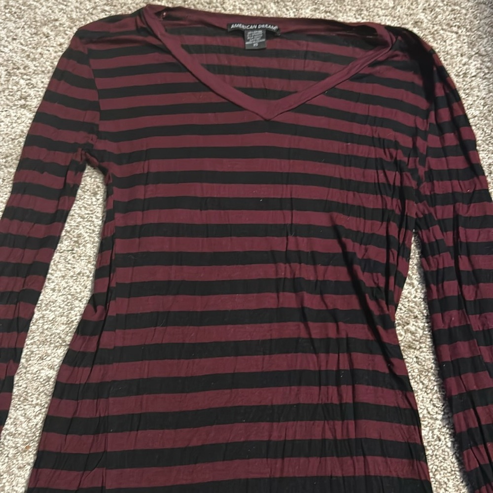 American Dream V neck